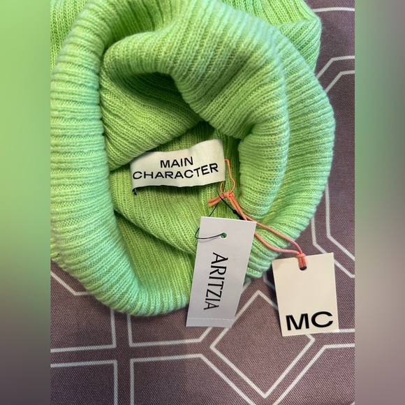 Aritzia Main Character Beanie NWT - Picture 2 of 4